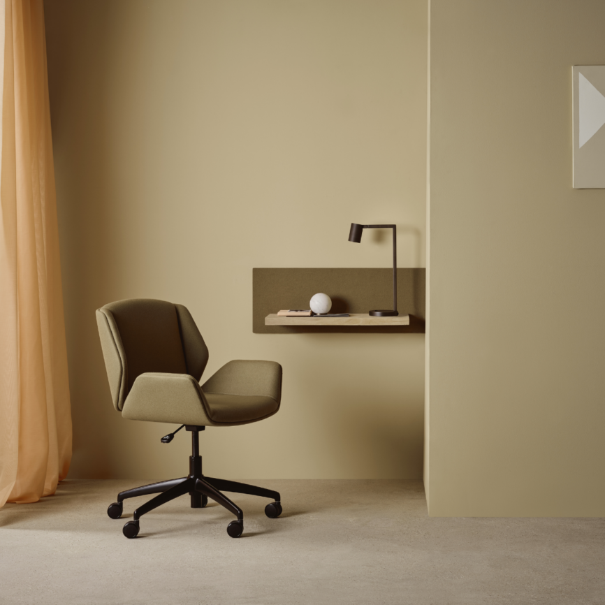 Kruze Meeting Chair (5 Star Base)